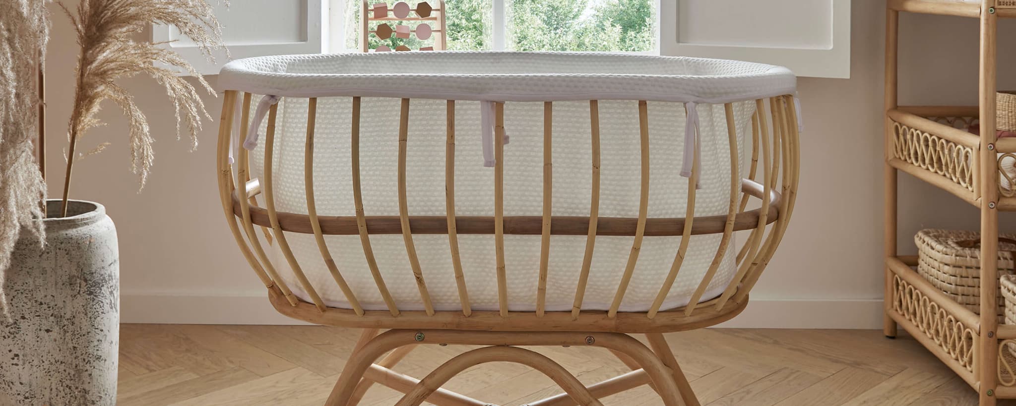 CuddleCo Aria Crib - Rattan
