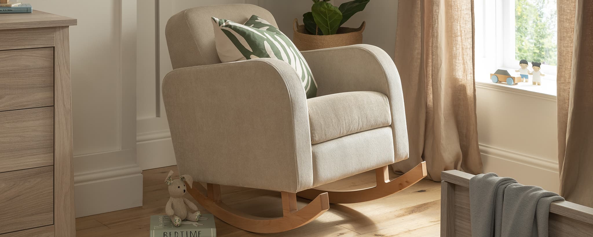 CuddleCo Etta Nursing Chair