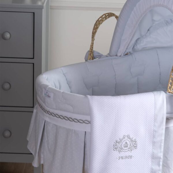Funnababy Prince Moses Basket with Textiles