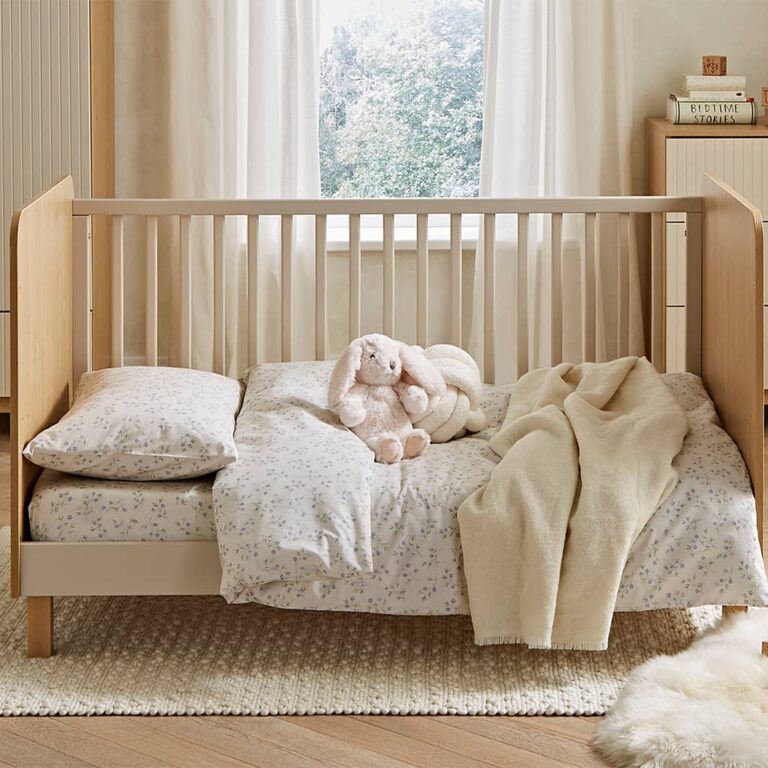 CuddleCo Remi Cot Bed